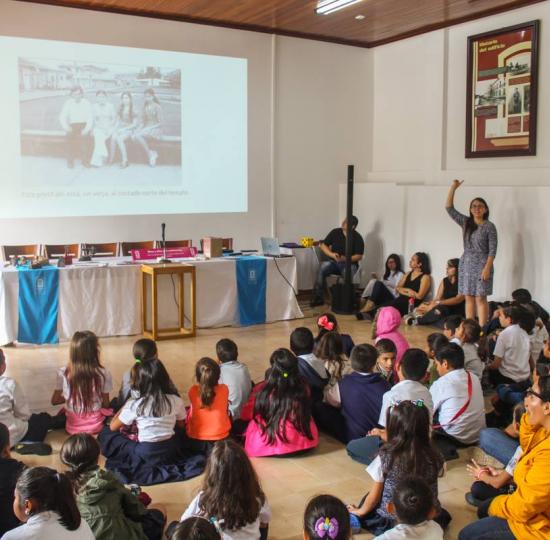 Estudiantes de primaria y secundaria pueden complementar su aprendizaje en el Museo Regional de San Ramón
