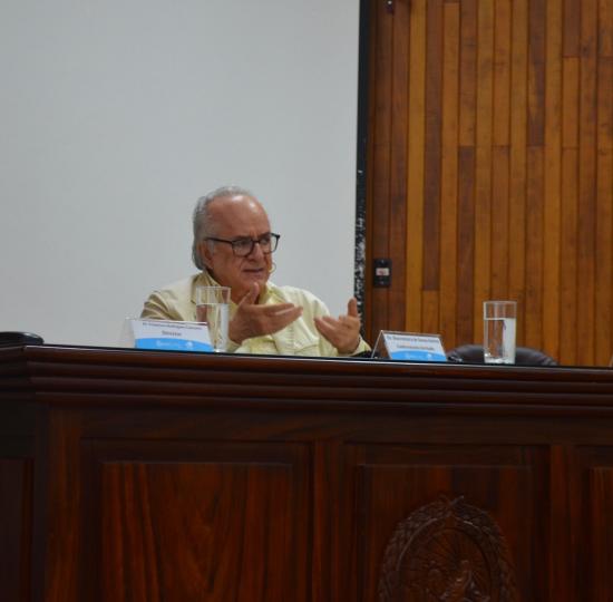 Boaventura de Sousa alertó sobre el peligro que corren las universidades públicas