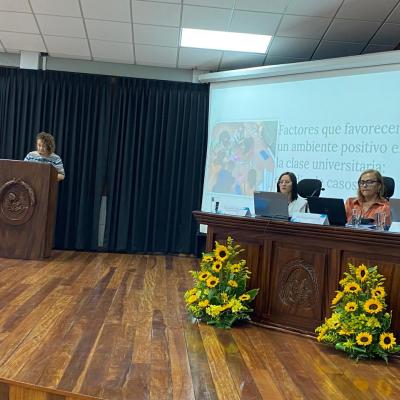 Comunidades de Investigación en Educación